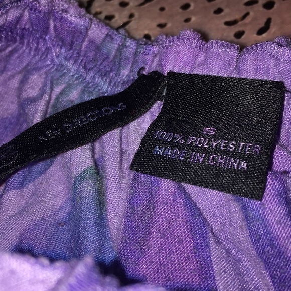 Small T-shirt - Picture 3 of 3